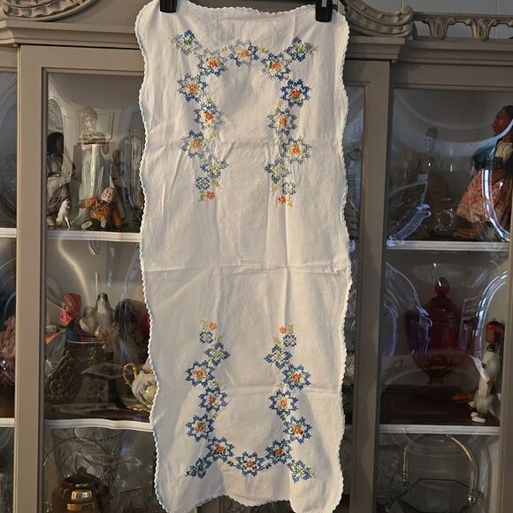 Vintage / Antique Needlepoint Kitchen Towel - Picture 1 of 10